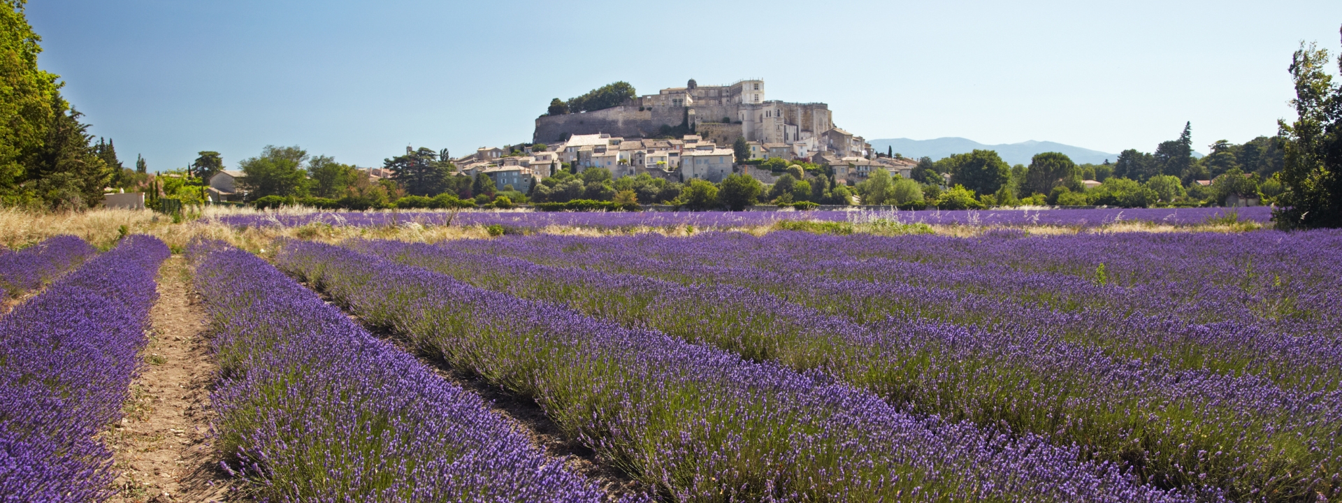 Grignan village médiéval © Thelink for Getty Images