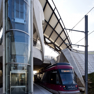 Gare Rhône Express Saint Exupéry  © www.b-rob.com